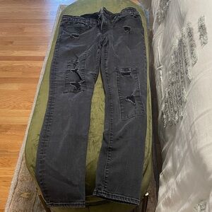 GAP women’s 28 R Black Distressed Skinny Jeans